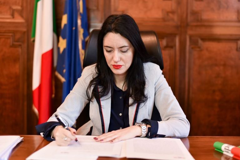 Attacco hacker ad Azzolina, pm Roma avvia indagine
