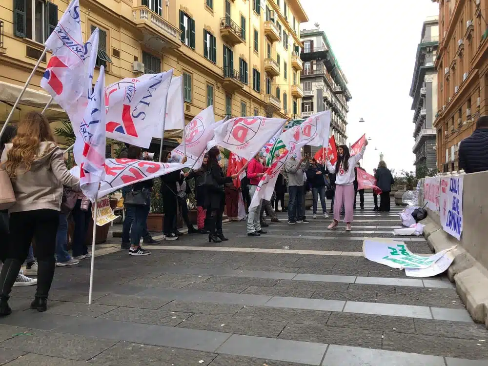 Venerdì 12 novembre, i vincolati siciliani in piazza a Palermo contro il vincolo nella mobilità per i neoimmessi in ruolo da 20/21