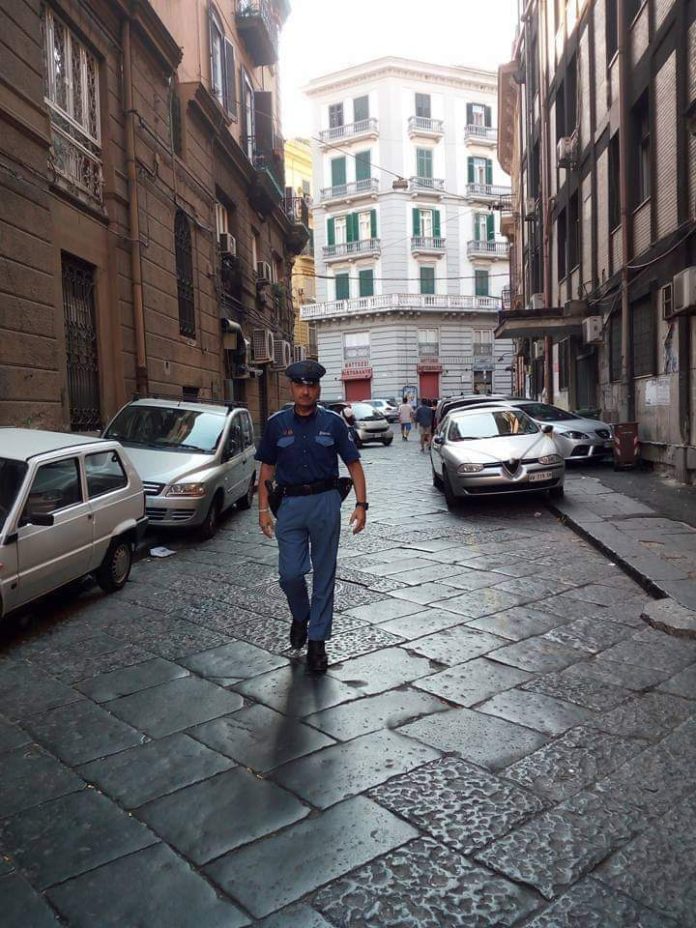 La denuncia: Napoli muore sotto l'indifferenza della città e di tanti napoletani