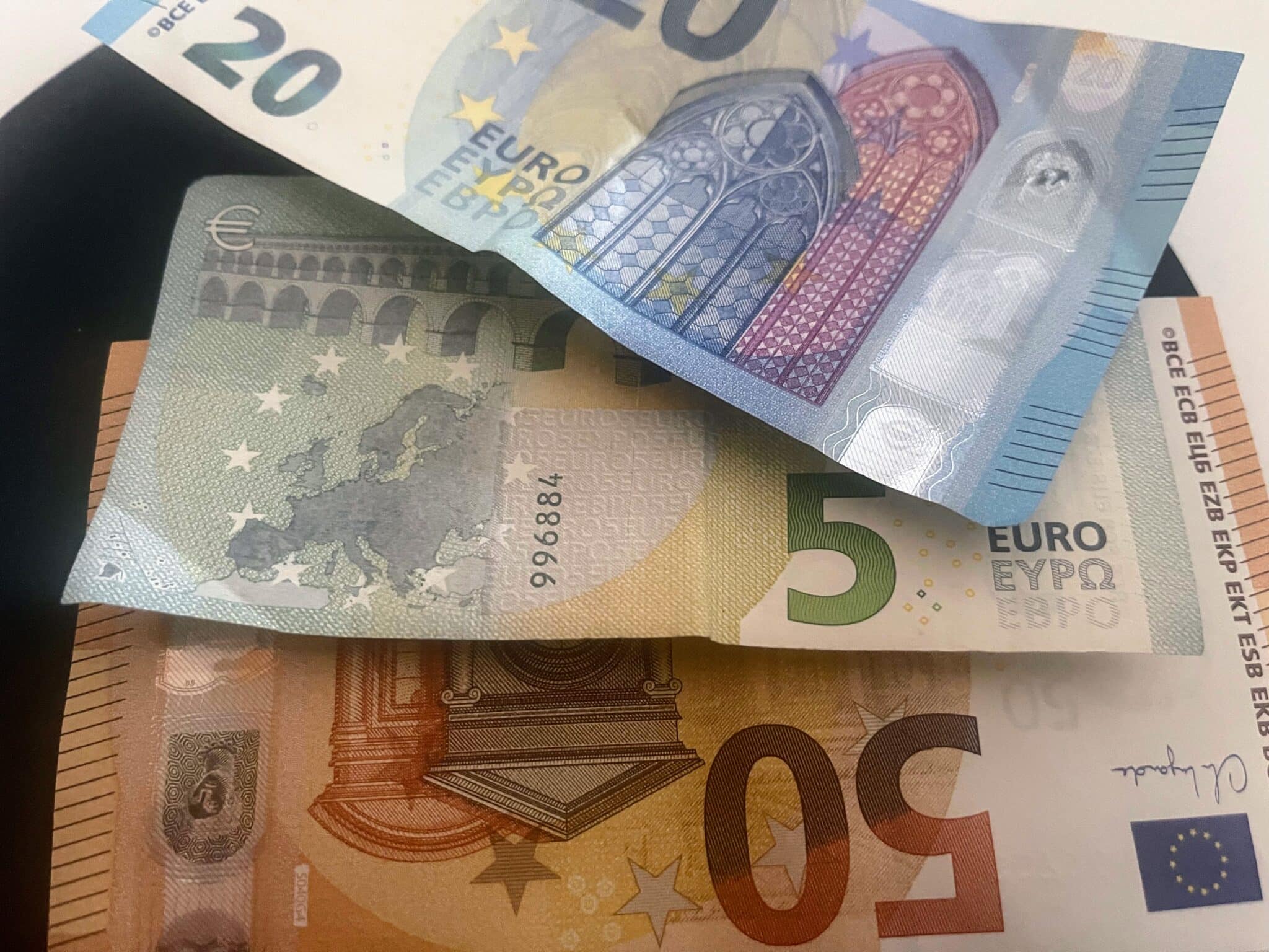 Firma CCNL Statali 23 febbraio 2026 aumenti stipendio