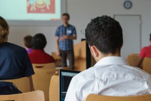 Concorso Scuola 2023 per partecipare bastano i 60 CFU o 36 mesi di servizio