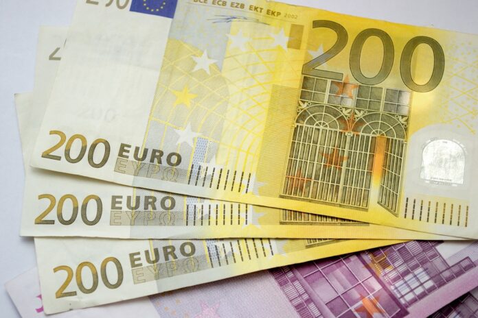 Cedolino di luglio 2023 più ricco arriva il bonus 200 euro, ecco per chi