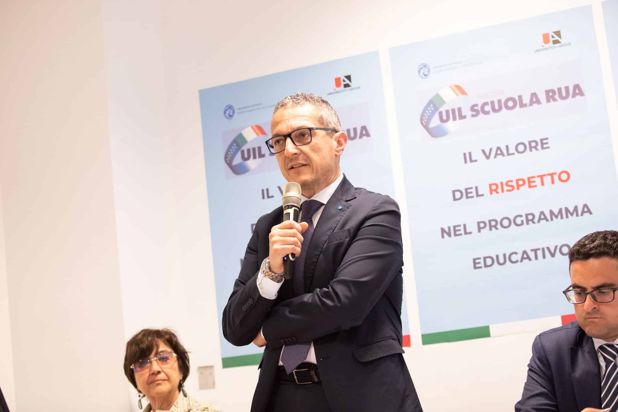 Concorso personale della scuola, soddisfatta la uil