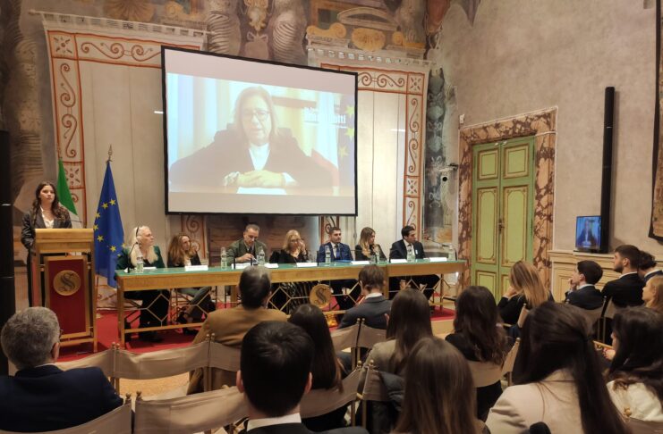 FORGIARE LE COMPETENZE DEL FUTURO: AL VIA IL DIBATTITO SULLA SCUOLA CHE VERRÀ