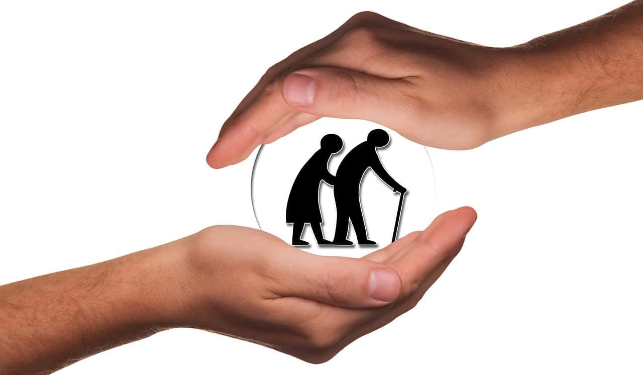 Aumento delle pensioni nel 2026, le cifre dopo i tagli dell'IRPEF, ma aumentà l'età pensionabile