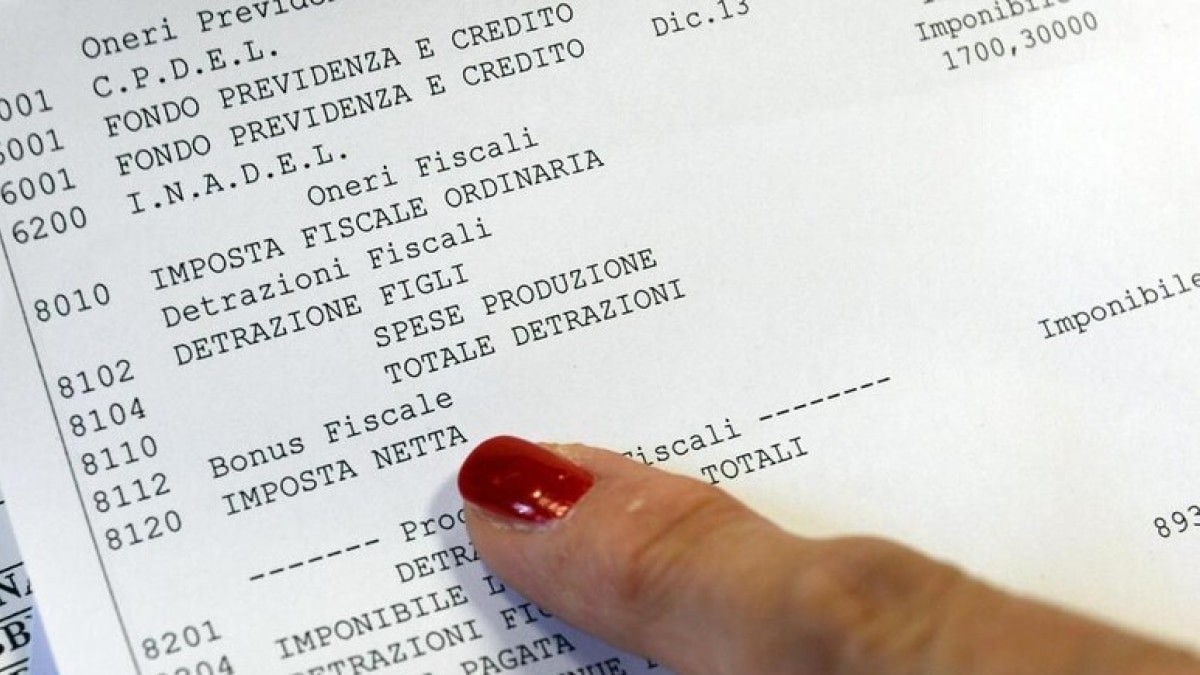 INPS, arriva l'assegno da 99 euro al mese per 3 anni: requisiti e come richiederlo