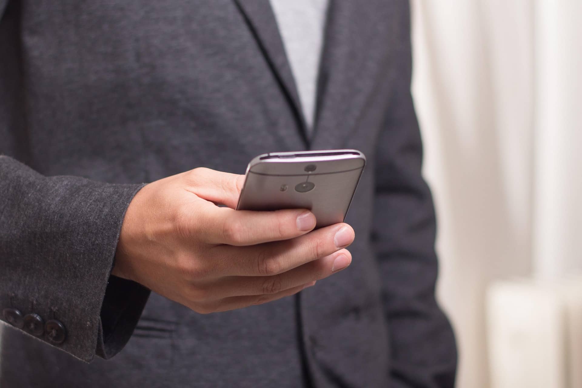 NASpI sospesa per un mese: sarà un SMS dell’INPS ad avvisare i beneficiari